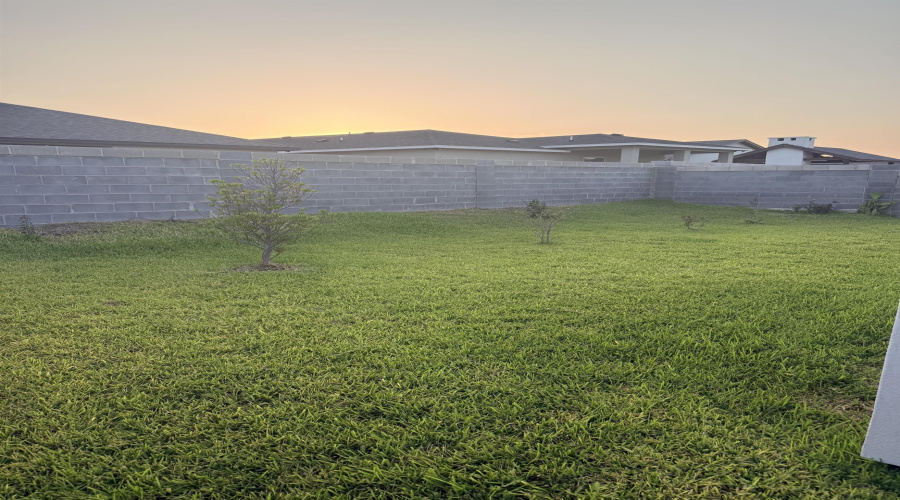 1406 Eagles LN, Laredo, Texas 78045, 3 Bedrooms Bedrooms, 5 Rooms Rooms,2 BathroomsBathrooms,Residential,For Sale,1406 Eagles LN,20263652