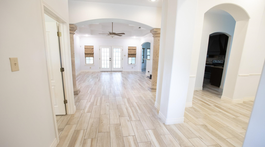 3811 Copper Bend Dr, Laredo, Texas 78045, 4 Bedrooms Bedrooms, 8 Rooms Rooms,2 BathroomsBathrooms,Residential,For Sale,3811 Copper Bend Dr,20263653
