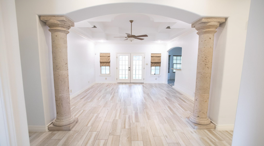 3811 Copper Bend Dr, Laredo, Texas 78045, 4 Bedrooms Bedrooms, 8 Rooms Rooms,2 BathroomsBathrooms,Residential,For Sale,3811 Copper Bend Dr,20263653