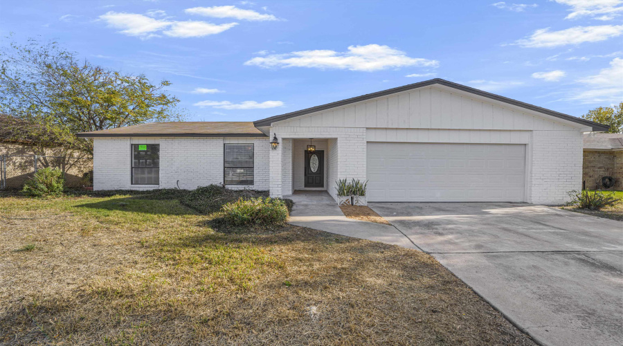119 Kentucky St, LAREDO, Texas 78041, 3 Bedrooms Bedrooms, 4 Rooms Rooms,2 BathroomsBathrooms,Residential,For Sale,119 Kentucky St,20263654