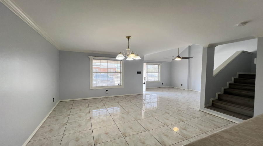 8911 McPherson Rd, LAREDO, Texas 78045-0000, 3 Bedrooms Bedrooms, 5 Rooms Rooms,3 BathroomsBathrooms,Residential,For Rent,8911 McPherson Rd,20263658