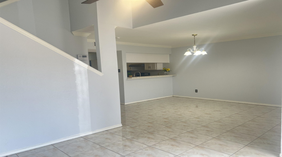 8911 McPherson Rd, LAREDO, Texas 78045-0000, 3 Bedrooms Bedrooms, 5 Rooms Rooms,3 BathroomsBathrooms,Residential,For Rent,8911 McPherson Rd,20263658