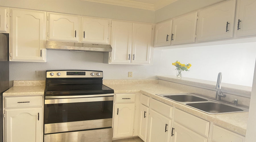 8911 McPherson Rd, LAREDO, Texas 78045-0000, 3 Bedrooms Bedrooms, 5 Rooms Rooms,3 BathroomsBathrooms,Residential,For Rent,8911 McPherson Rd,20263658