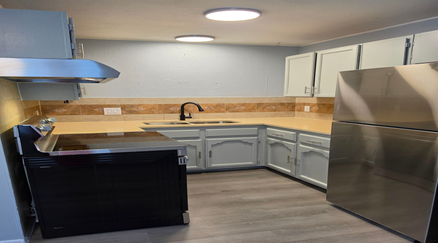 3019 Corpus Christi St, Laredo, Texas 78043, 2 Bedrooms Bedrooms, 3 Rooms Rooms,1 BathroomBathrooms,Residential,For Rent,3019 Corpus Christi St,20263659