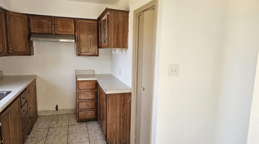 3220 San Salvador St, Laredo, Texas 78046, 4 Bedrooms Bedrooms, 3 Rooms Rooms,2 BathroomsBathrooms,Residential,For Sale,3220 San Salvador St,20263664