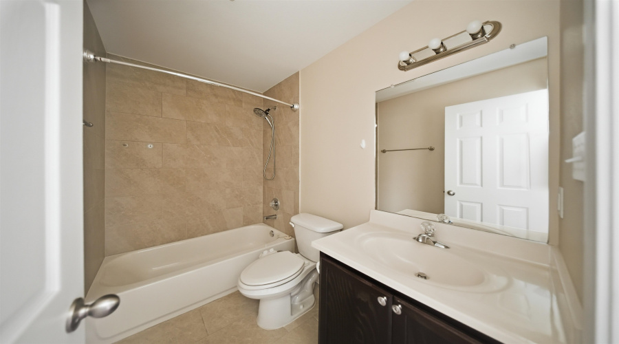 3208 Simmental Dr, LAREDO, Texas 78046, 3 Bedrooms Bedrooms, 7 Rooms Rooms,2 BathroomsBathrooms,Residential,For Sale,3208 Simmental Dr,20263666
