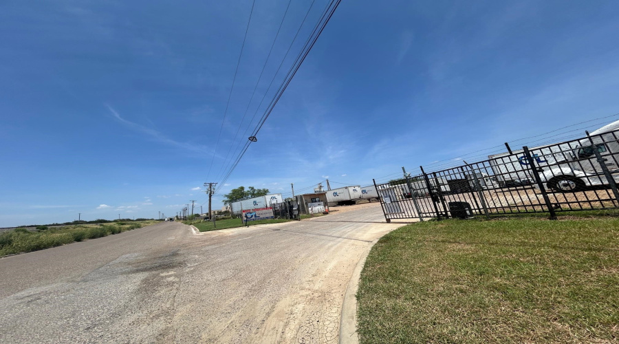 13605 Regional Dr, Laredo, Texas 78045, ,Land,For Sale,13605 Regional Dr,20263674