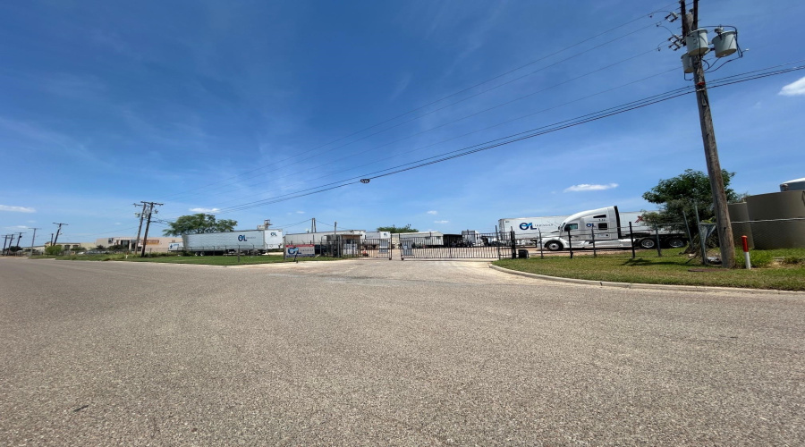 13605 Regional Dr, Laredo, Texas 78045, ,Land,For Sale,13605 Regional Dr,20263674