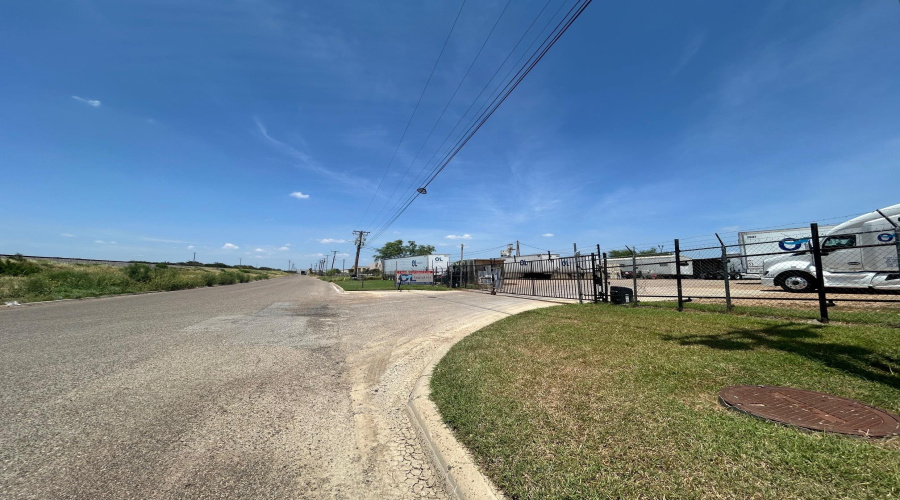 13605 Regional Dr, Laredo, Texas 78045, ,Land,For Sale,13605 Regional Dr,20263674