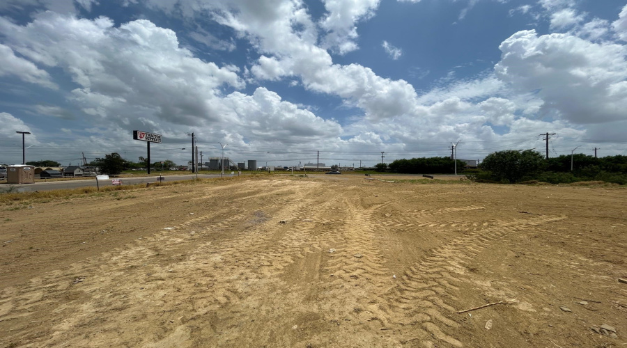 4020 U.S. Hwy 359, Laredo, Texas 78040, ,Land,For Sale,4020 U.S. Hwy 359,20263675