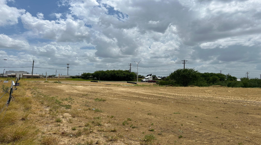 4020 U.S. Hwy 359, Laredo, Texas 78040, ,Land,For Sale,4020 U.S. Hwy 359,20263675