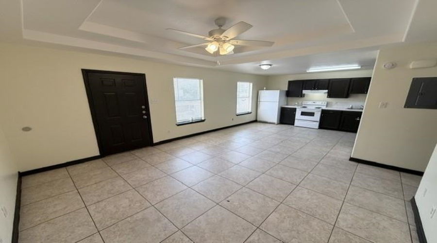 529 Norwich Lp, Laredo, Texas 78045, 2 Bedrooms Bedrooms, 4 Rooms Rooms,1 BathroomBathrooms,Residential,For Rent,529 Norwich Lp,20263672