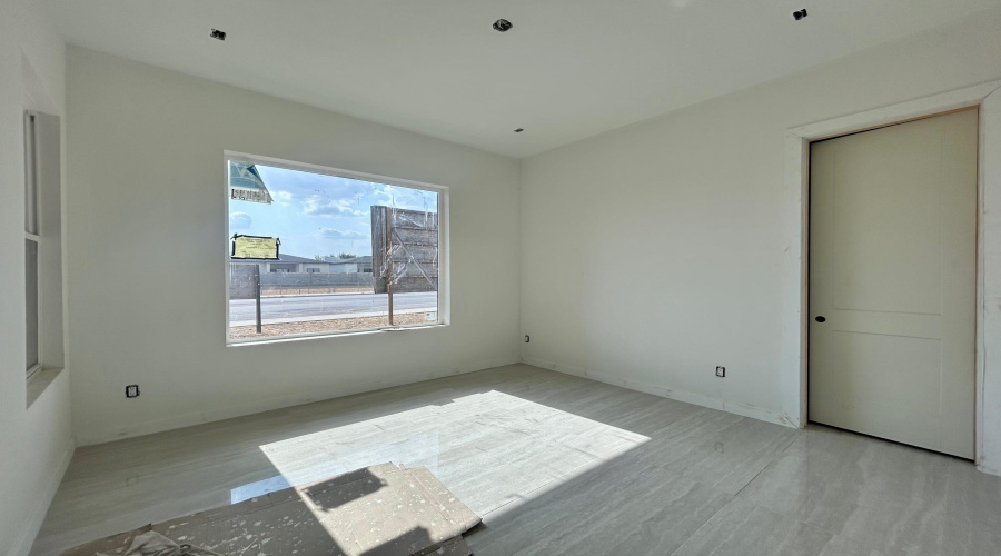 8703 Plantation East Dr, Laredo, Texas 78045, 3 Bedrooms Bedrooms, 6 Rooms Rooms,3 BathroomsBathrooms,Residential,For Sale,8703 Plantation East Dr,20263673
