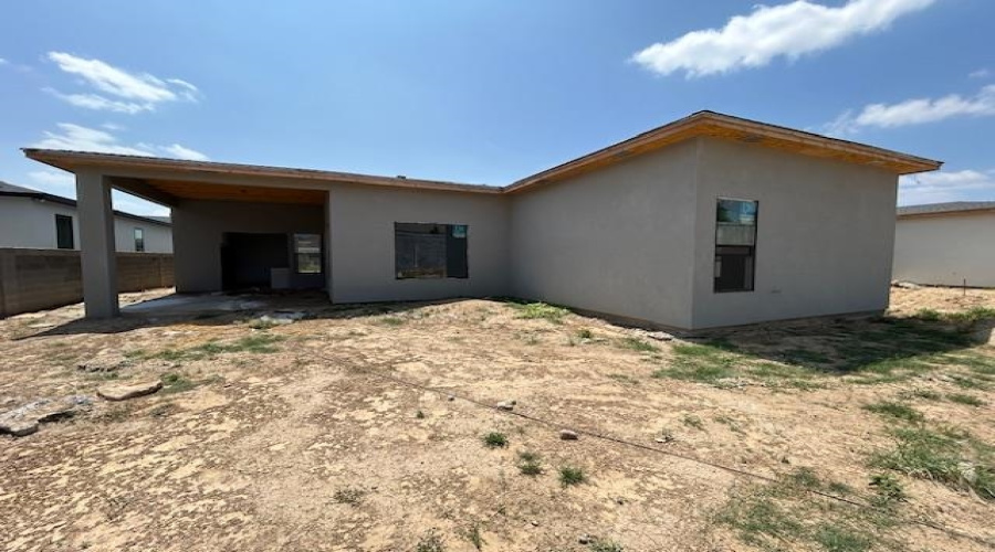 8703 Plantation East Dr, Laredo, Texas 78045, 3 Bedrooms Bedrooms, 6 Rooms Rooms,3 BathroomsBathrooms,Residential,For Sale,8703 Plantation East Dr,20263673