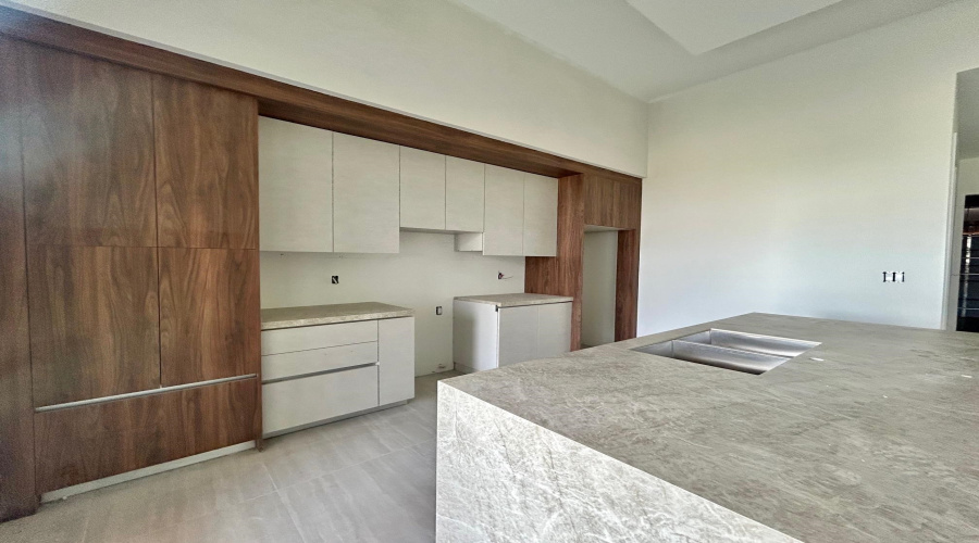 8703 Plantation East Dr, Laredo, Texas 78045, 3 Bedrooms Bedrooms, 6 Rooms Rooms,3 BathroomsBathrooms,Residential,For Sale,8703 Plantation East Dr,20263673