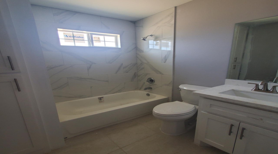 2802 Piedra China St, Laredo, Texas 78043, 3 Bedrooms Bedrooms, 5 Rooms Rooms,2 BathroomsBathrooms,Residential,For Sale,2802 Piedra China St,20263679