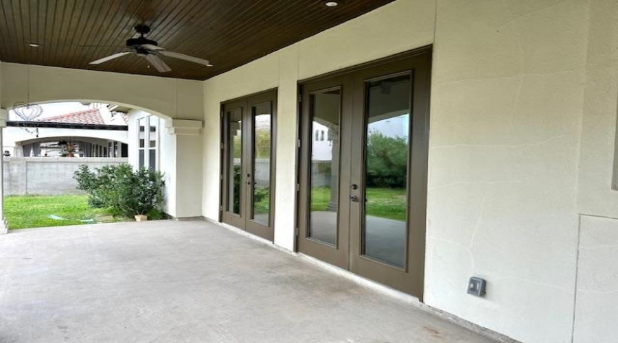 2908 Dickinson Dr, LAREDO, Texas 78041, 4 Bedrooms Bedrooms, 7 Rooms Rooms,3 BathroomsBathrooms,Residential,For Rent,2908 Dickinson Dr,20263680