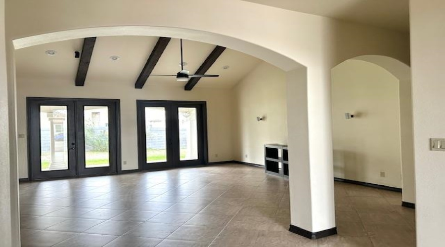 2908 Dickinson Dr, LAREDO, Texas 78041, 4 Bedrooms Bedrooms, 7 Rooms Rooms,3 BathroomsBathrooms,Residential,For Rent,2908 Dickinson Dr,20263680