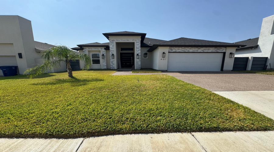 421 Placido Dr, Laredo, Texas 78045, 4 Bedrooms Bedrooms, 9 Rooms Rooms,2 BathroomsBathrooms,Residential,For Rent,421 Placido Dr,20263681
