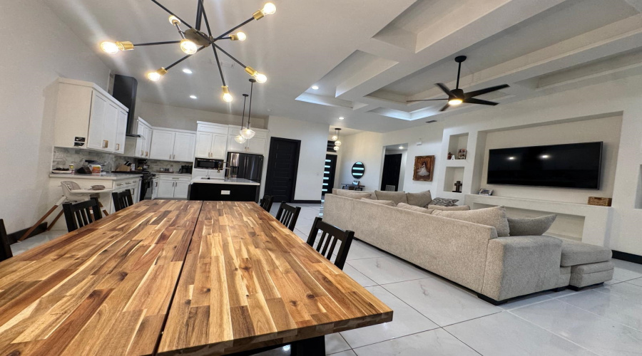 421 Placido Dr, Laredo, Texas 78045, 4 Bedrooms Bedrooms, 9 Rooms Rooms,2 BathroomsBathrooms,Residential,For Rent,421 Placido Dr,20263681