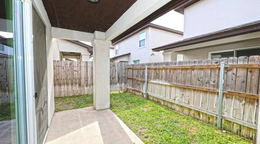 7964 Elka Lp, Laredo, Texas 78045-9043, 3 Bedrooms Bedrooms, 6 Rooms Rooms,2 BathroomsBathrooms,Residential,For Rent,7964 Elka Lp,20263685