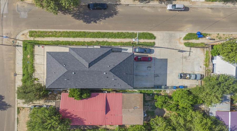 3301 S Louisiana Ave, Laredo, Texas 78046, ,Multi-family,For Sale,3301 S Louisiana Ave,20263687