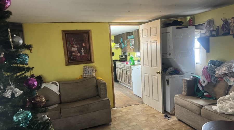 120 Masterson Rd, LAREDO, Texas 78046, 2 Bedrooms Bedrooms, 4 Rooms Rooms,1 BathroomBathrooms,Residential,For Sale,120 Masterson Rd,20263690