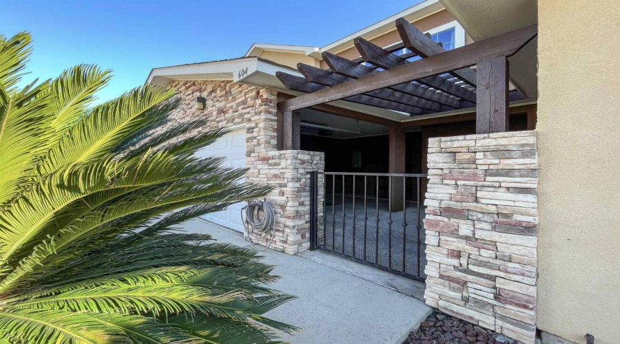 2619 San Isidro Pkwy, Laredo, Texas 78045, 2 Bedrooms Bedrooms, 5 Rooms Rooms,2 BathroomsBathrooms,Residential,For Rent,2619 San Isidro Pkwy,20263694
