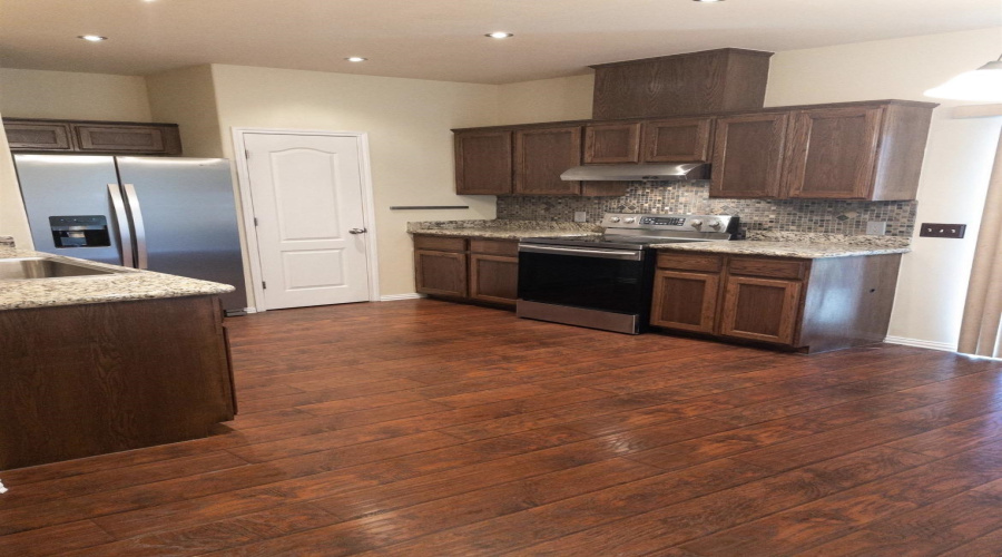 2619 San Isidro Pkwy, Laredo, Texas 78045, 2 Bedrooms Bedrooms, 5 Rooms Rooms,2 BathroomsBathrooms,Residential,For Rent,2619 San Isidro Pkwy,20263694
