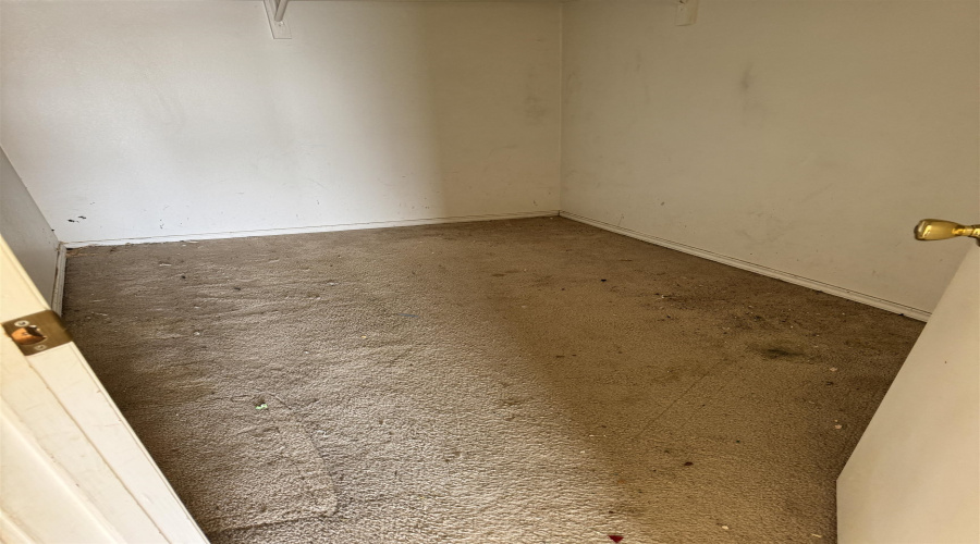 3104 St Isaac Lp, Laredo, Texas 78046, 3 Bedrooms Bedrooms, 5 Rooms Rooms,2 BathroomsBathrooms,Residential,For Sale,3104 St Isaac Lp,20263695