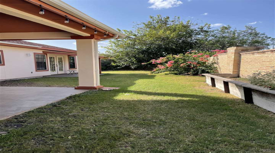104 Flathead Lake Dr, Laredo, Texas 78041, 3 Bedrooms Bedrooms, 7 Rooms Rooms,4 BathroomsBathrooms,Residential,For Rent,104 Flathead Lake Dr,20262743