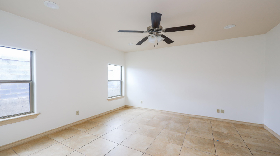 10510 Sandia Dr, Laredo, Texas 78046, 3 Bedrooms Bedrooms, 6 Rooms Rooms,2 BathroomsBathrooms,Residential,For Rent,10510 Sandia Dr,20263697