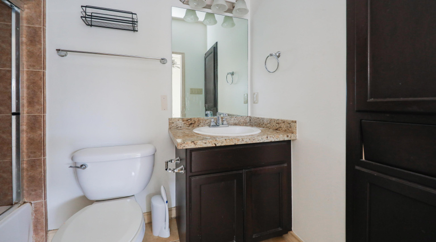 10510 Sandia Dr, Laredo, Texas 78046, 3 Bedrooms Bedrooms, 6 Rooms Rooms,2 BathroomsBathrooms,Residential,For Rent,10510 Sandia Dr,20263697