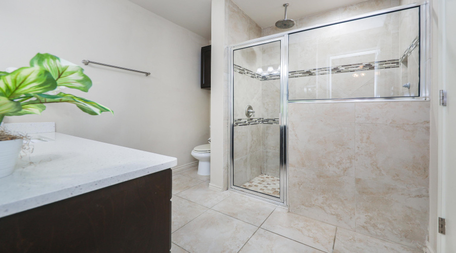 704 Mercado Ln, Laredo, Texas 78046, 3 Bedrooms Bedrooms, 5 Rooms Rooms,2 BathroomsBathrooms,Residential,For Rent,704 Mercado Ln,20263698