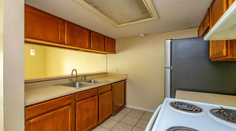 100 E Aurora St, Laredo, Texas 78041, 2 Bedrooms Bedrooms, 4 Rooms Rooms,1 BathroomBathrooms,Residential,For Sale,100 E Aurora St,20263702