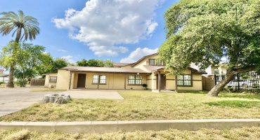 1304 Rosario St, Laredo, Texas 78040-8839, 2 Bedrooms Bedrooms, 4 Rooms Rooms,2 BathroomsBathrooms,Residential,For Rent,1304 Rosario St,20263703 1304 Rosario St, Laredo, Texas 78040-8839, 2 Bedrooms Bedrooms, 4 Rooms Rooms,2 BathroomsBathrooms,Residential,For Rent,1304 Rosario St,20263703
