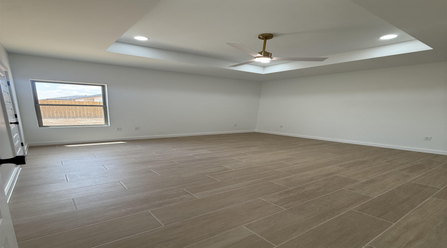5704 Bramble Ln., Laredo, Texas 78046-2209, 3 Bedrooms Bedrooms, 6 Rooms Rooms,2 BathroomsBathrooms,Residential,For Sale,5704 Bramble Ln.,20263705