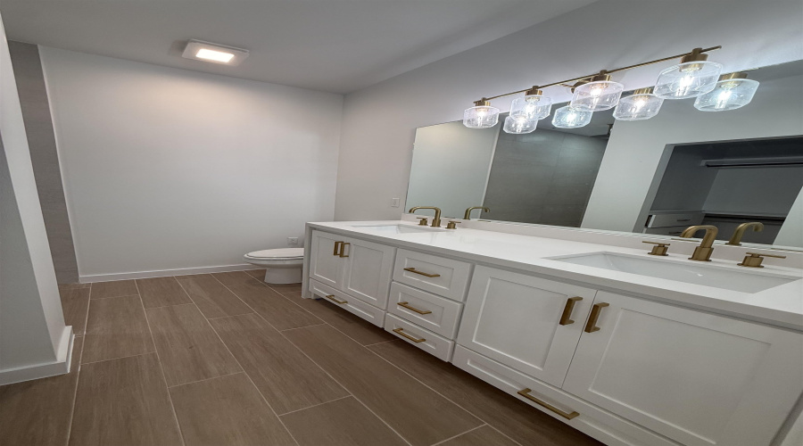 5704 Bramble Ln., Laredo, Texas 78046-2209, 3 Bedrooms Bedrooms, 6 Rooms Rooms,2 BathroomsBathrooms,Residential,For Sale,5704 Bramble Ln.,20263705