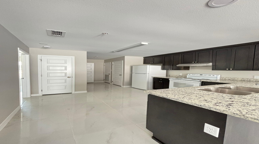 315 Dorel Dr, Laredo, Texas 78043, 2 Bedrooms Bedrooms, 4 Rooms Rooms,1 BathroomBathrooms,Residential,For Rent,315 Dorel Dr,20263707