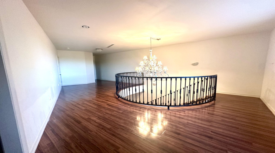 2110 Bermuda Dr, Laredo, Texas 78045, 3 Bedrooms Bedrooms, 7 Rooms Rooms,3 BathroomsBathrooms,Residential,For Rent,2110 Bermuda Dr,20263710