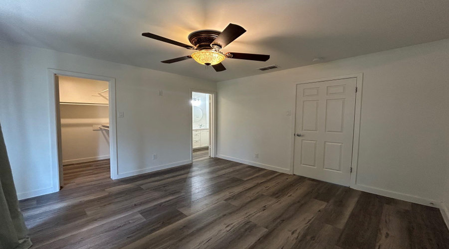 200 Martingale Ln, Laredo, Texas 78041, 2 Bedrooms Bedrooms, 5 Rooms Rooms,2 BathroomsBathrooms,Residential,For Rent,200 Martingale Ln,20263712