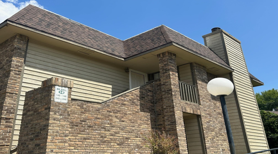 200 Martingale Ln, Laredo, Texas 78041, 2 Bedrooms Bedrooms, 5 Rooms Rooms,2 BathroomsBathrooms,Residential,For Rent,200 Martingale Ln,20263712