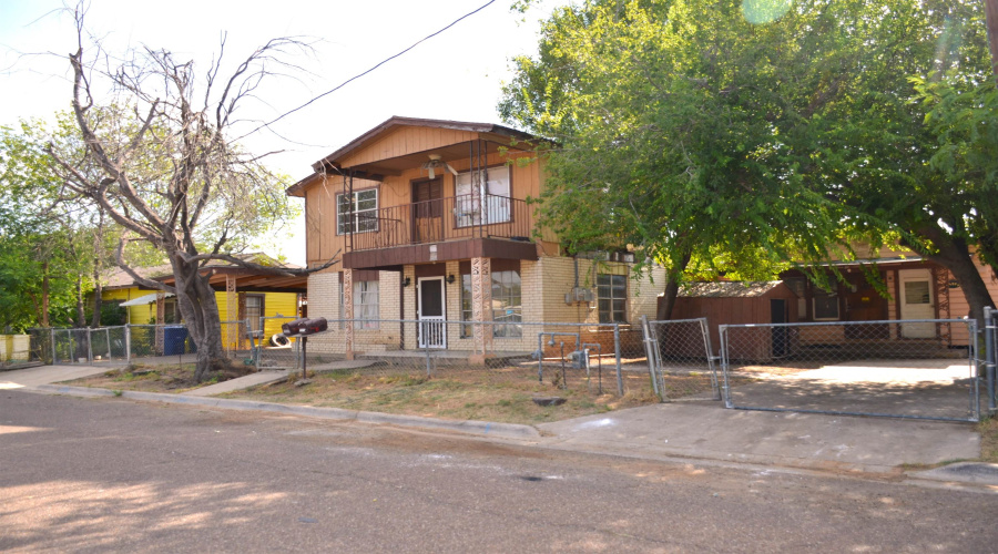 1310 N Tapeyste Ave, Laredo, Texas 78043-3340, 4 Bedrooms Bedrooms, 6 Rooms Rooms,2 BathroomsBathrooms,Residential,For Sale,1310 N Tapeyste Ave,20263713