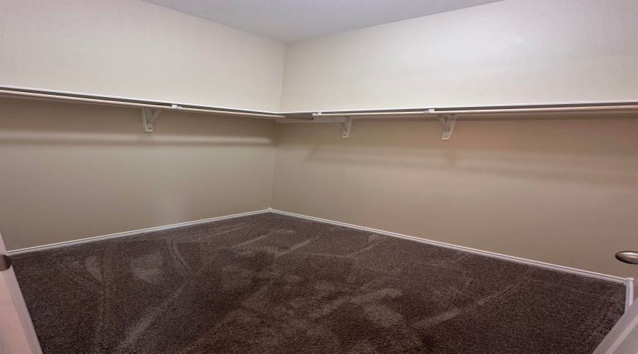 5519 Shorthorn Dr., Laredo, Texas 78046, 3 Bedrooms Bedrooms, 5 Rooms Rooms,2 BathroomsBathrooms,Residential,For Rent,5519 Shorthorn Dr.,20263714