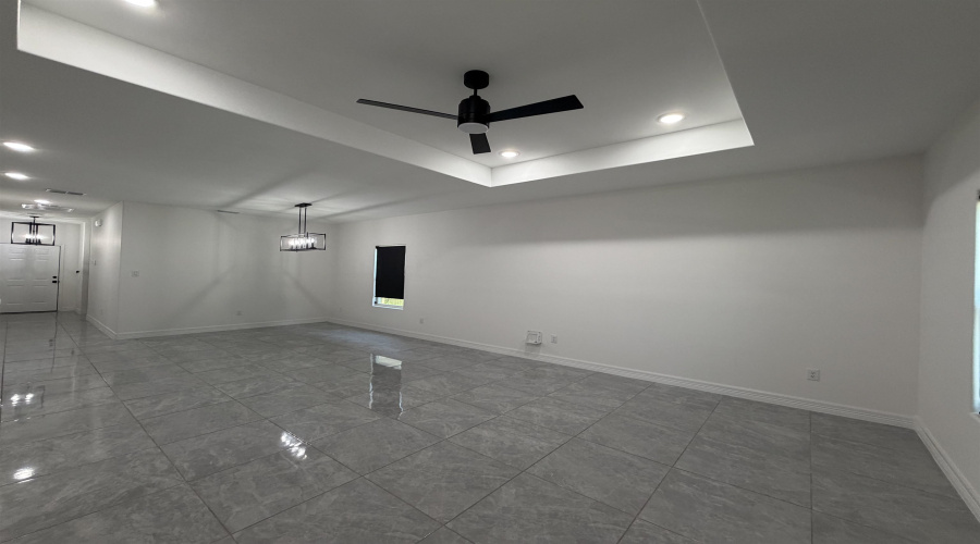 5505 Lone Star Loop, Laredo, Texas 78046, 4 Bedrooms Bedrooms, 6 Rooms Rooms,2 BathroomsBathrooms,Residential,For Sale,5505 Lone Star Loop,20263715