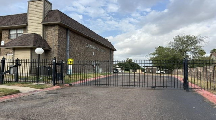 200 Martingale Ln, Laredo, Texas 78041, 2 Bedrooms Bedrooms, 4 Rooms Rooms,2 BathroomsBathrooms,Residential,For Rent,200 Martingale Ln,20263718