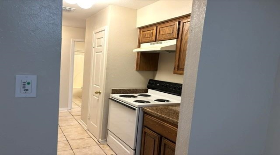 200 Martingale Ln, Laredo, Texas 78041, 2 Bedrooms Bedrooms, 4 Rooms Rooms,2 BathroomsBathrooms,Residential,For Rent,200 Martingale Ln,20263718