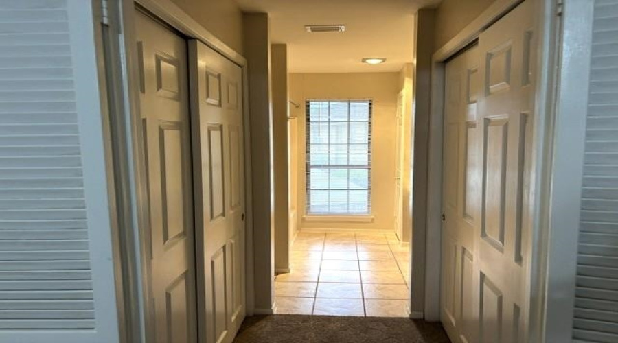 200 Martingale Ln, Laredo, Texas 78041, 2 Bedrooms Bedrooms, 4 Rooms Rooms,2 BathroomsBathrooms,Residential,For Rent,200 Martingale Ln,20263718