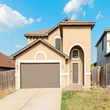 3727 Jose C Santos Dr, Laredo, Texas 78046, 4 Bedrooms Bedrooms, 7 Rooms Rooms,2 BathroomsBathrooms,Residential,For Sale,3727 Jose C Santos Dr,20263719