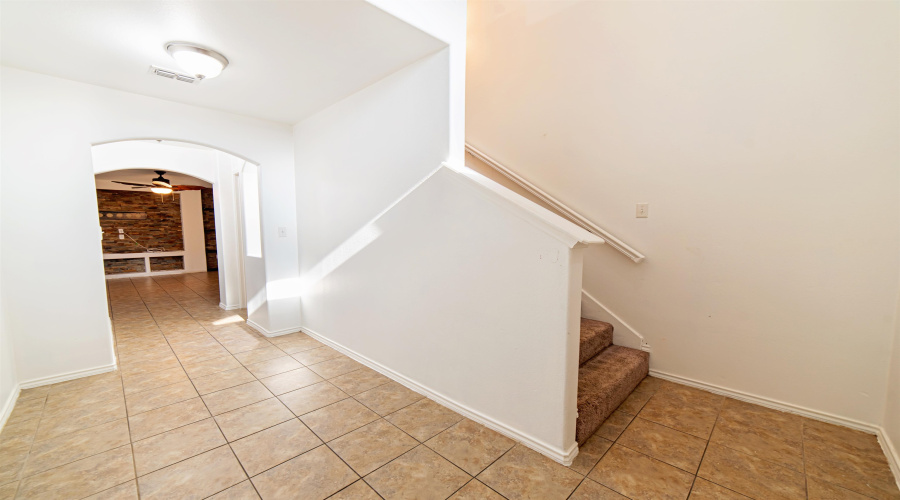 3727 Jose C Santos Dr, Laredo, Texas 78046, 4 Bedrooms Bedrooms, 7 Rooms Rooms,2 BathroomsBathrooms,Residential,For Sale,3727 Jose C Santos Dr,20263719